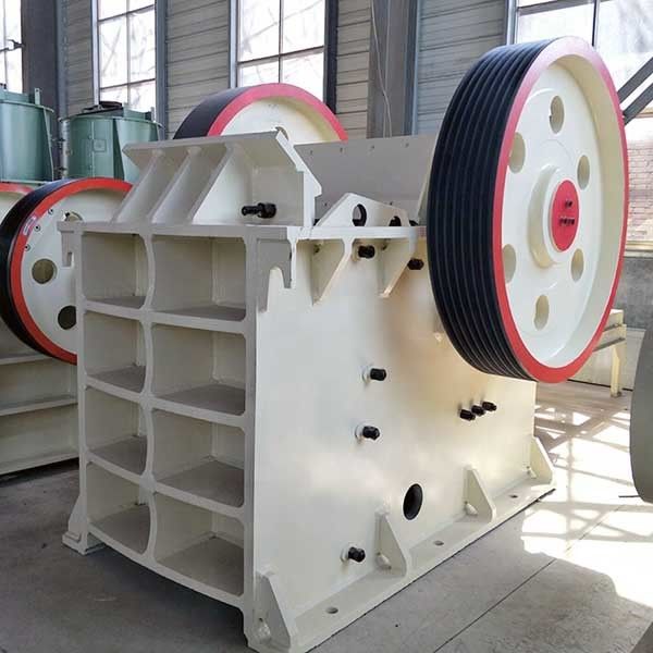 1500×1800 1200×1500 Portable Jaw Crusher Equipment Mineral Concrete Stone Crusher